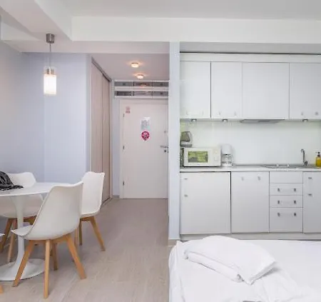 Livingo 28 Czarna Gora